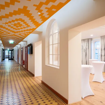 Gabrium Hotel 3*