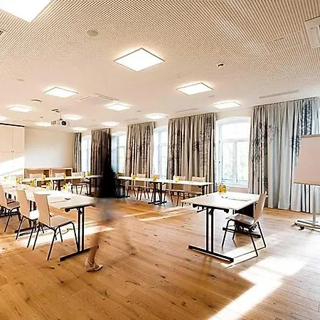 Gabrium 3* Maria Enzersdorf
